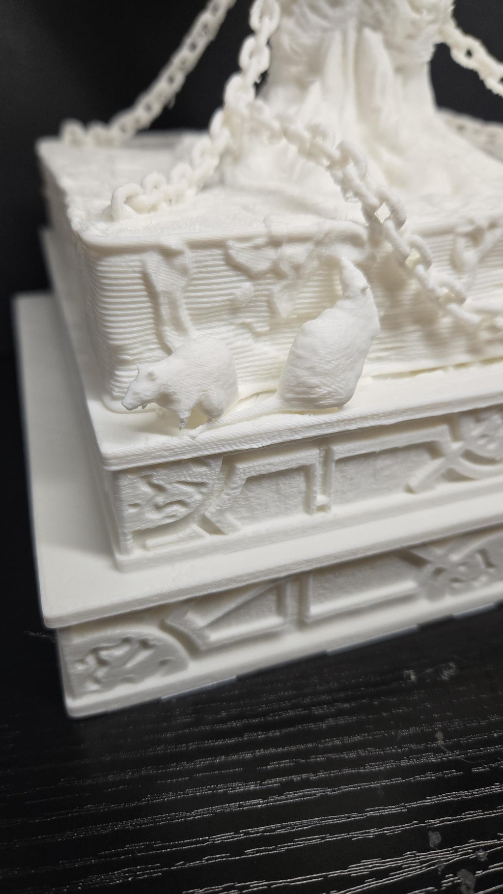 Hellraiser: Puzzle Box Summoning Diorama | DIY 3D Printed Paint-Ready Horror Statue