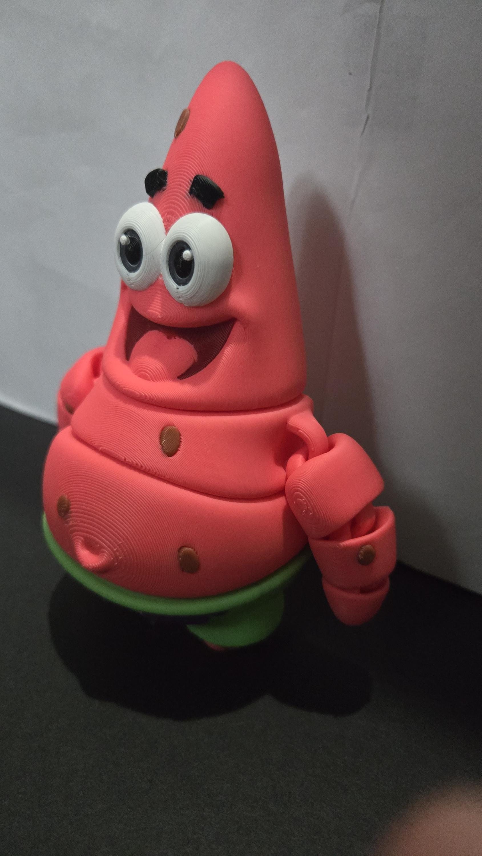 Side profile view of the 3D printed star flexi figure